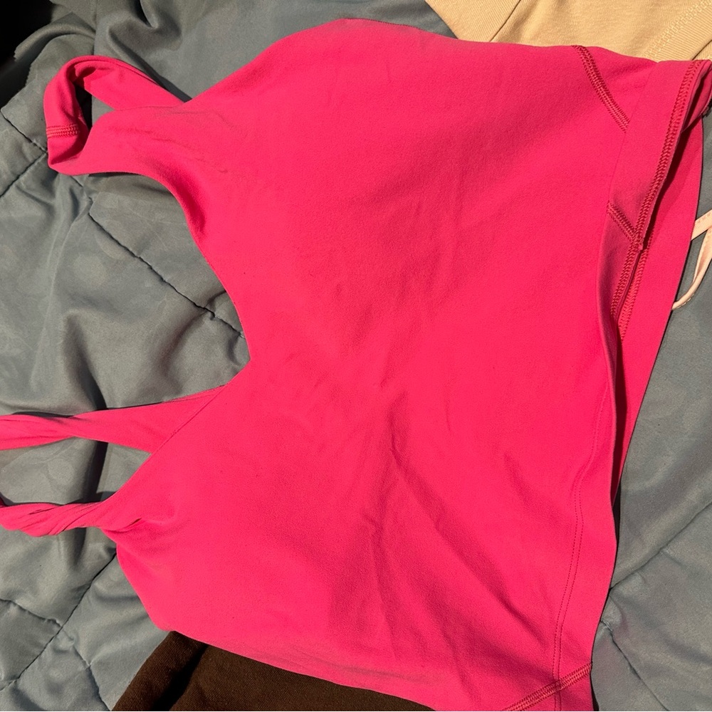 Lululemon workout top - Picture 2 of 3